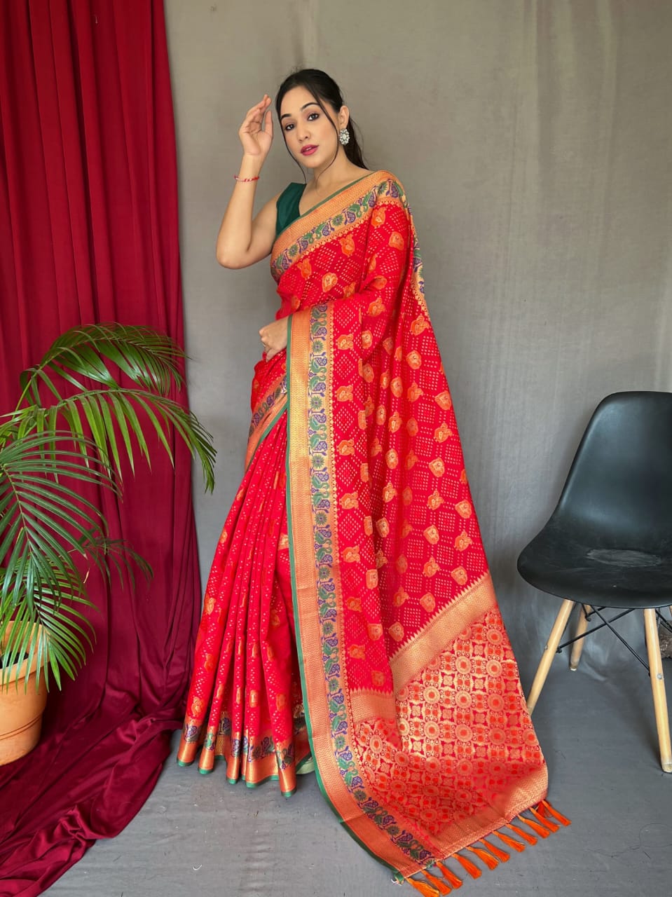 BEAUTIFUL ORANGE COLOR  PURE KUTCHI PATOLA SILK SAREE