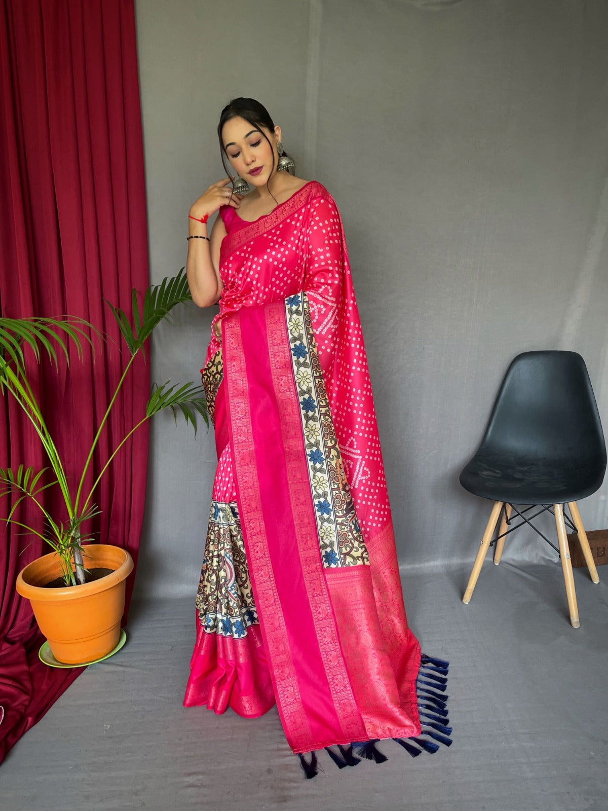 HERITAGE NAVY BLUE COLOR BANDHEJ WITH KALAMKARI FUSION SILK SAREE
