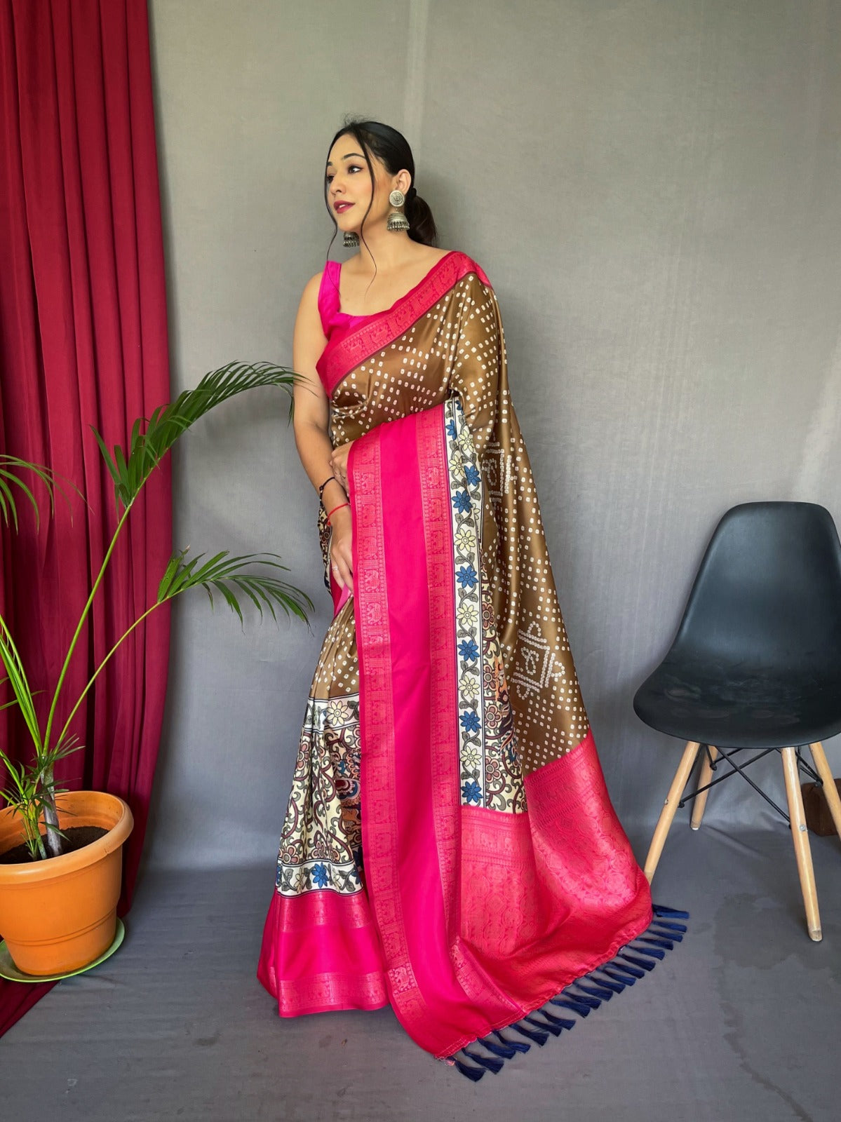 HERITAGE NAVY BLUE COLOR BANDHEJ WITH KALAMKARI FUSION SILK SAREE