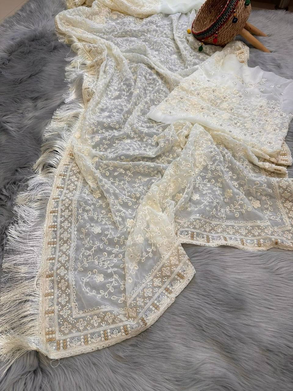 WHITE COLOR  GEORGETTE WITH SEQUENCE MULTI THREAD SAREE