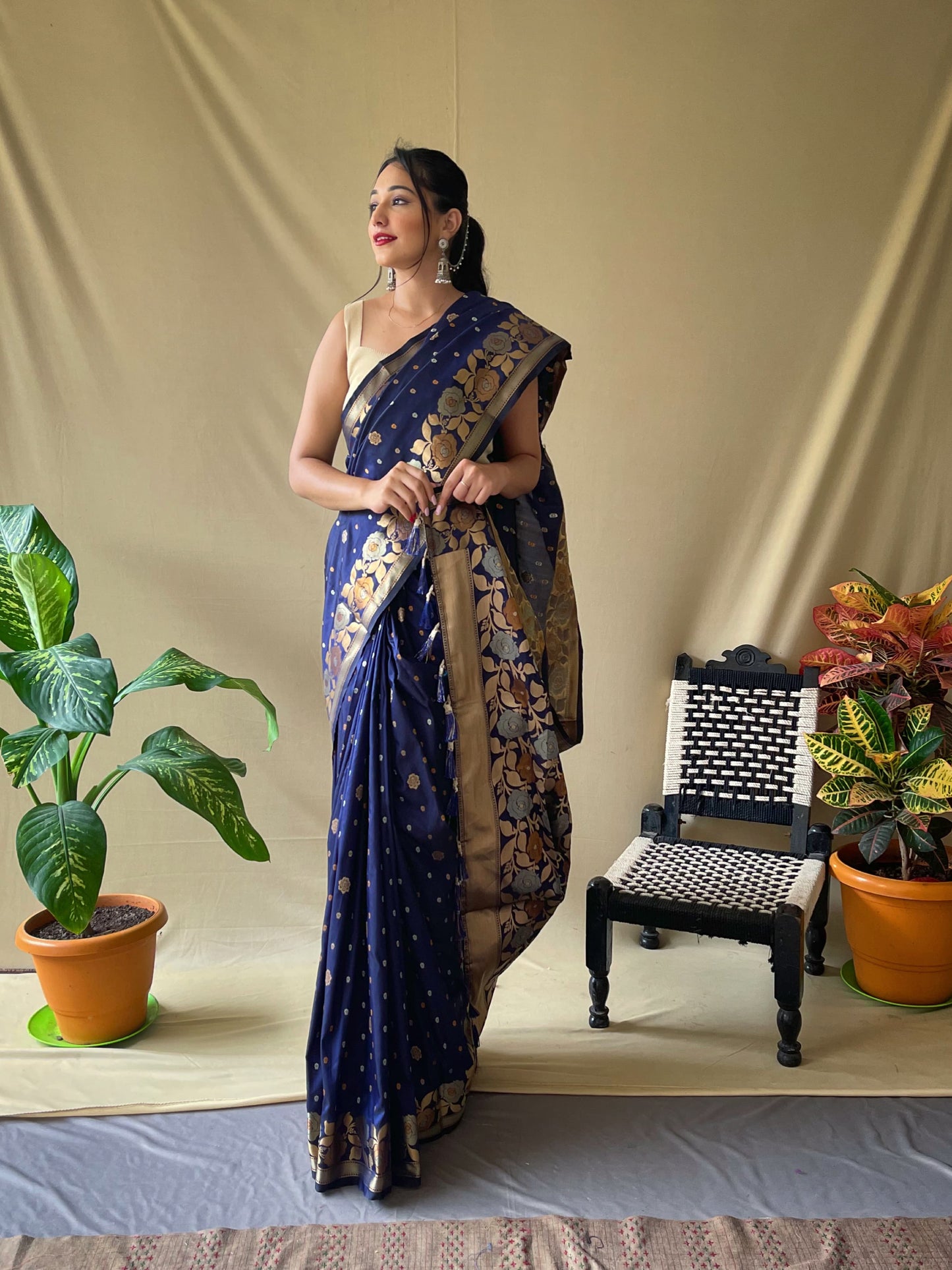 PURPLE COLOR HEAVY COPPER & JACQUARD WEAVING BORDER SILK SAREE
