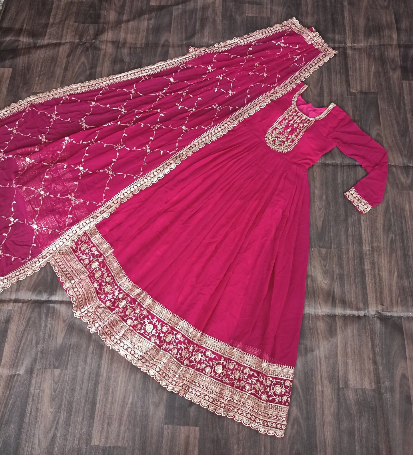 ELEGANT WINE COLOR  ANARKALI GOWN WITH FAUX BLOOMING DUPATTA