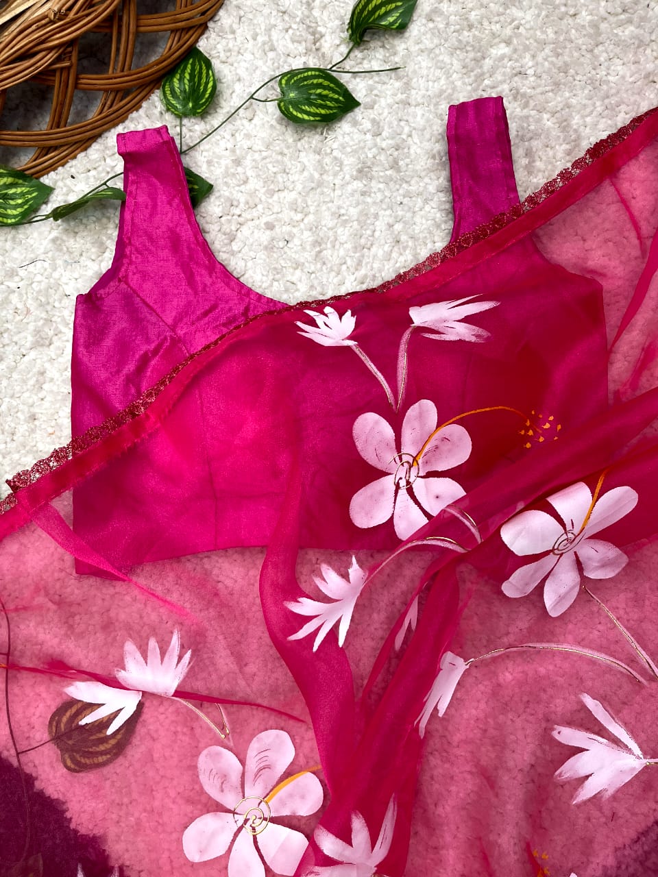 HOT PINK COLOR HANDPRINT BRUSH FLOWER DESIGNER SAREE