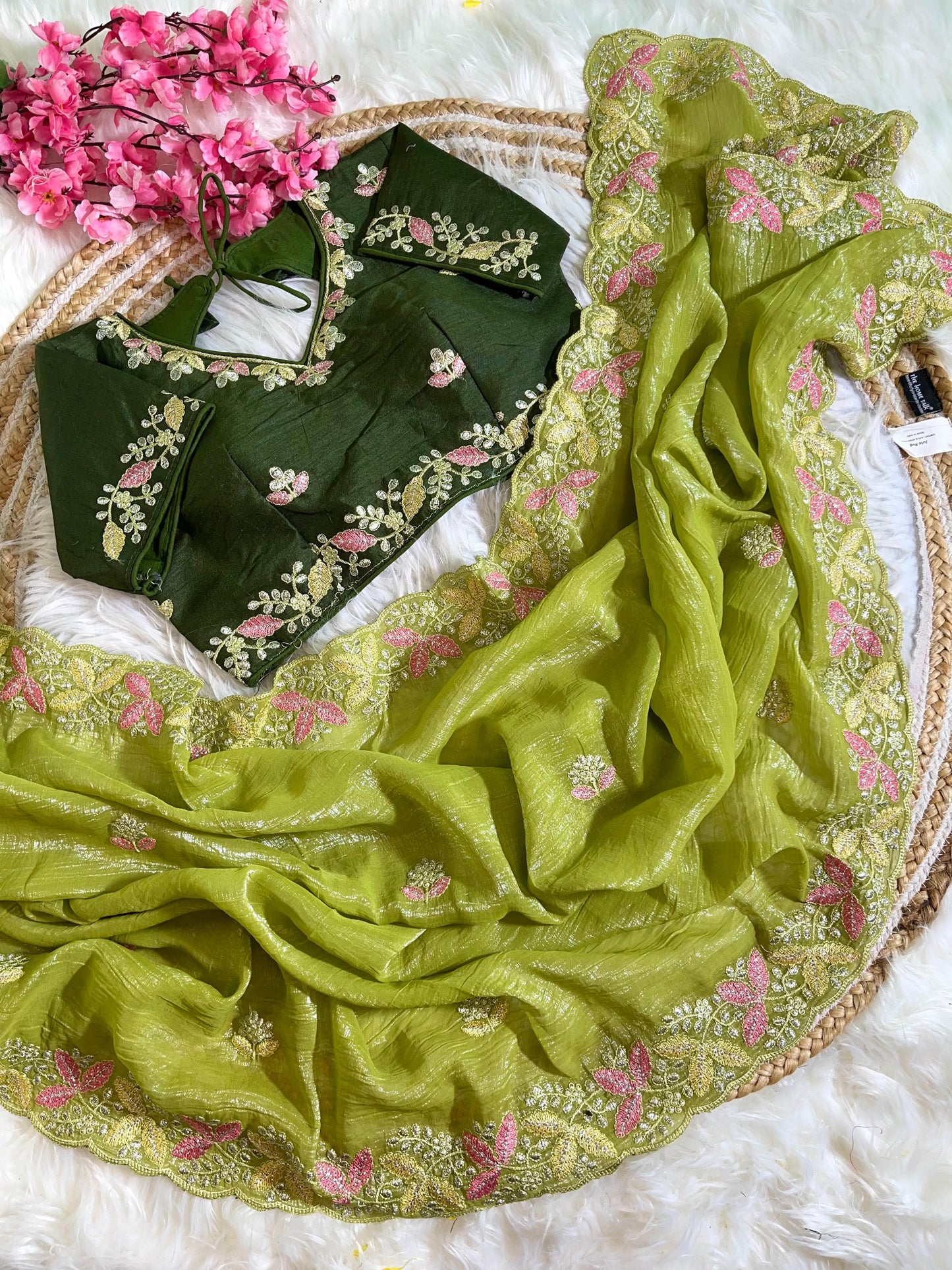 Beautiful Soft Crunchy Silk with Shining  Saree