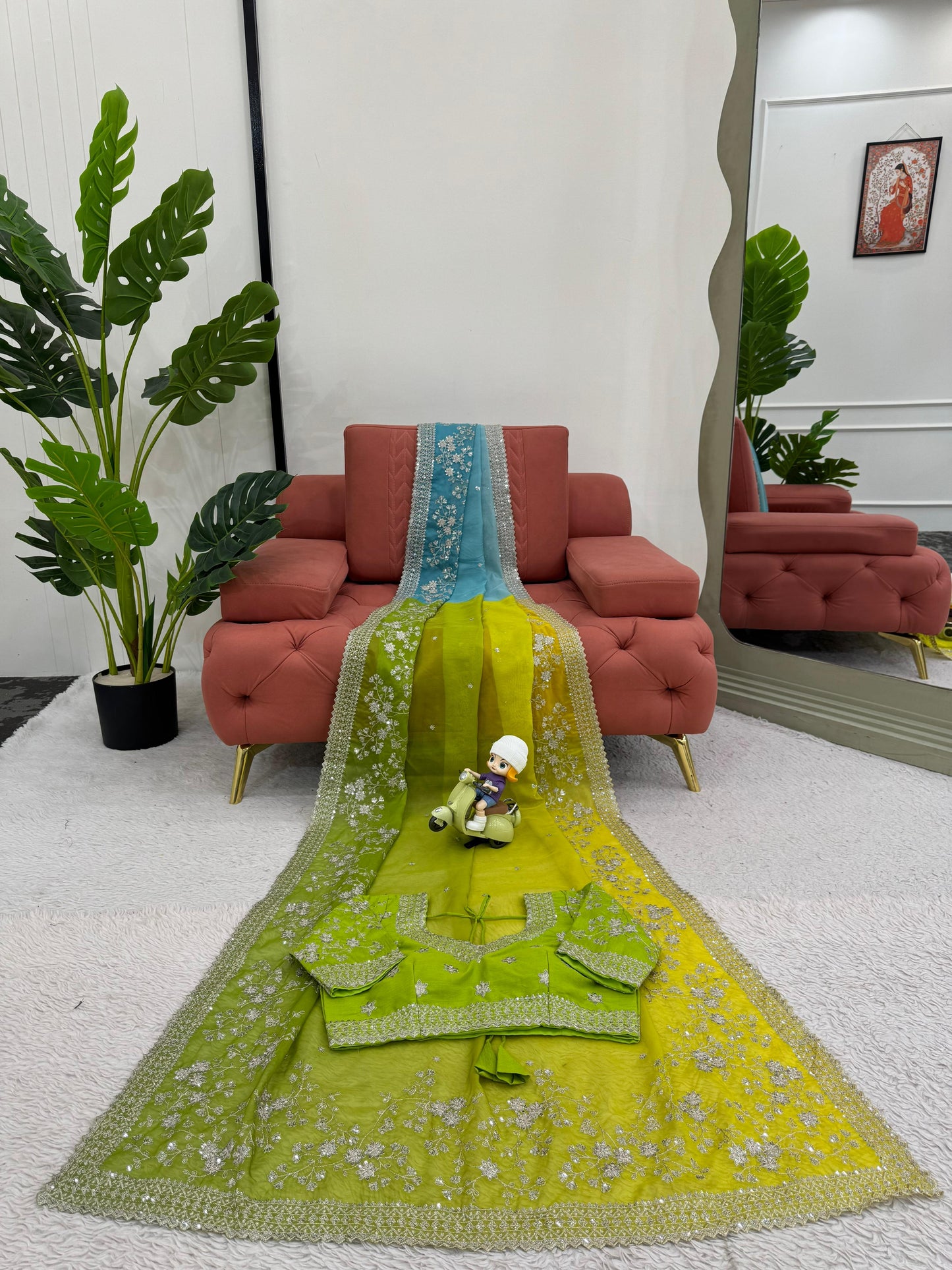 Sky & Noen Tibby Silk Thread & Sequins Saree