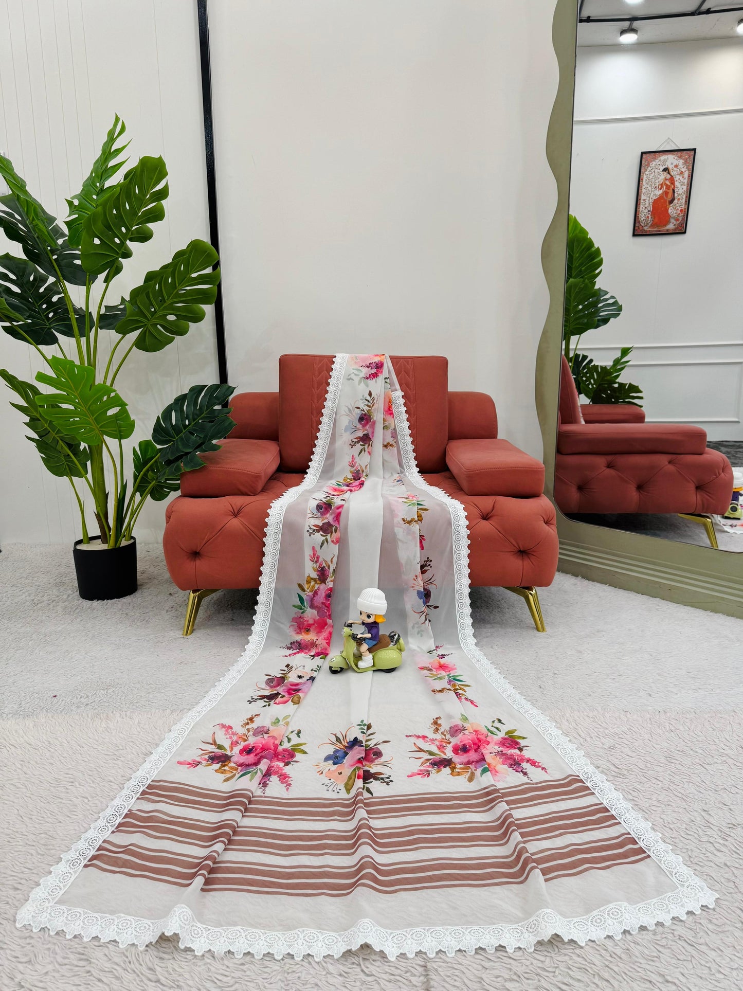 White Faux georgette With Digital Print Saree