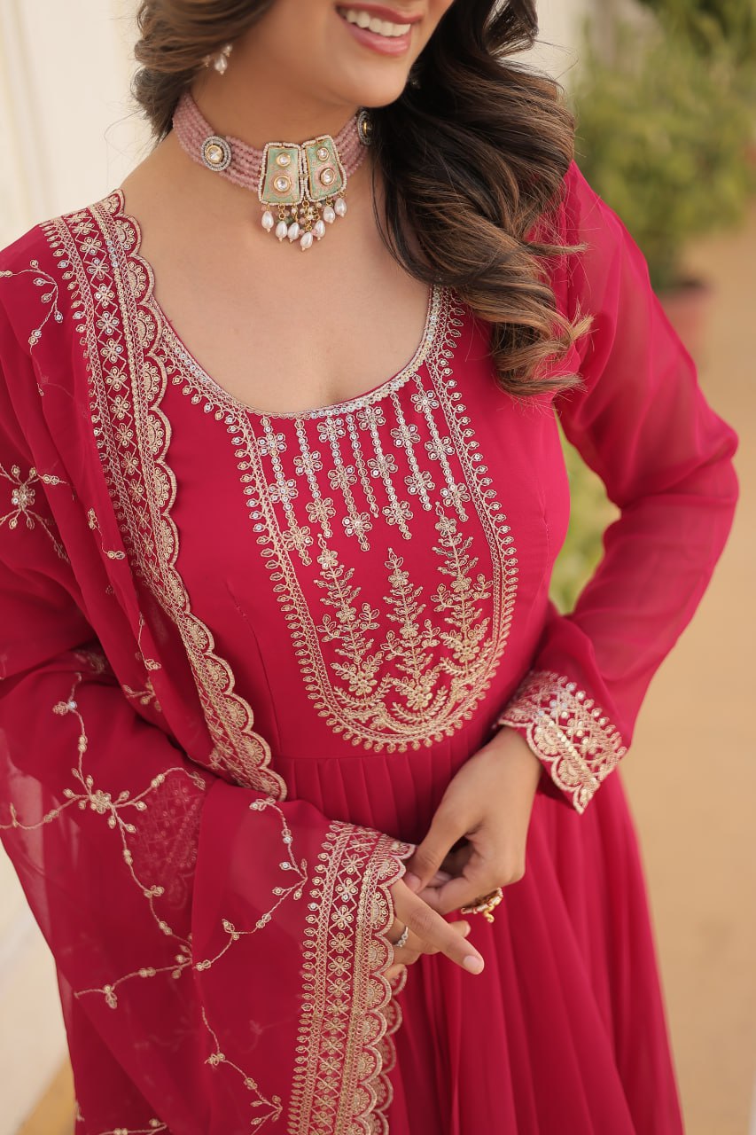 ELEGANT MAROON COLOR  ANARKALI GOWN WITH FAUX BLOOMING DUPATTA
