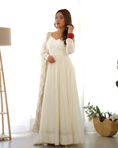 Off White Heavy pure Chanderi Romansilk 3pc Anarkali Gown Set