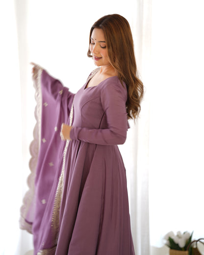 Mauve Pink Heavy pure Chanderi Romansilk 3pc Anarkali Gown Set