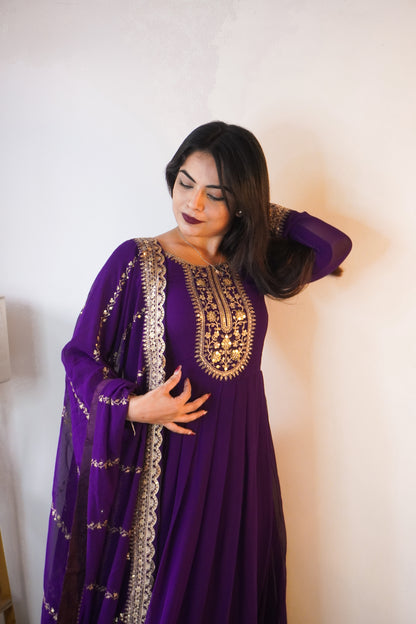 ELEGANT WINE COLOR  ANARKALI GOWN WITH FAUX BLOOMING DUPATTA