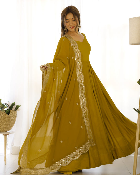 Musturd Heavy pure Chanderi Romansilk 3pc Anarkali Gown Set