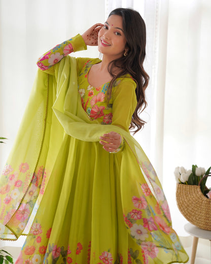 LIRIL COLOR FLORAL PRINT ORGANJA ANARKALI 3PC KURTA SET