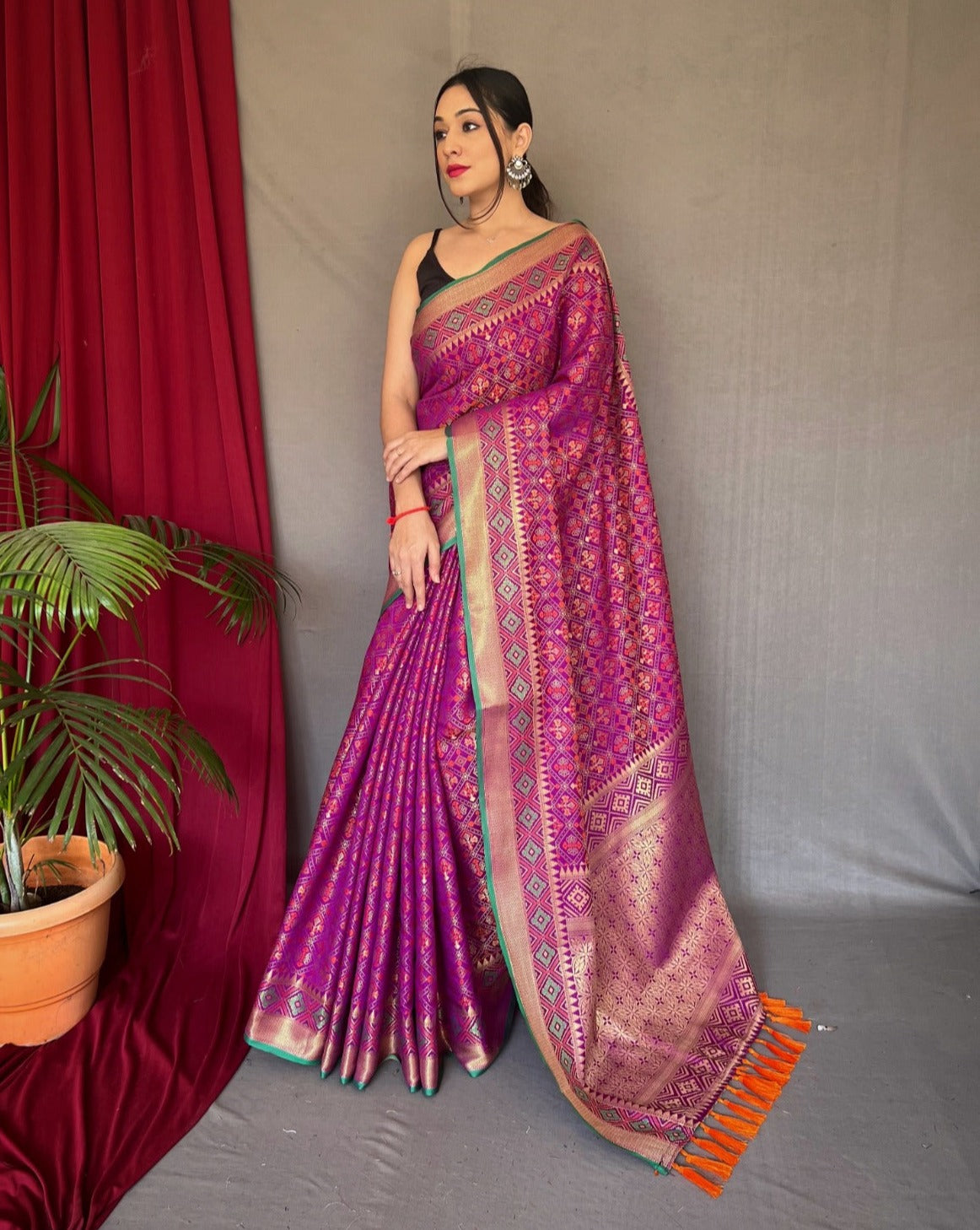 MEENAKARI WORK DEEP PINK COLOR PURE PATOLA SILK SAREE