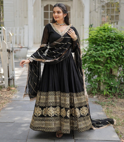 BLACK COLOR DESIGNER SPARKLING FULLY STITCHED ANARKALI GOWN WITH DUPATTA