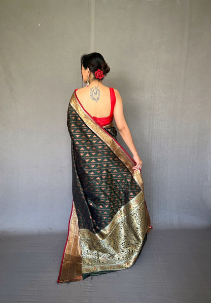 BLACK COLOR HEAVY GOLD BIG JACQUARD CONTRAST SILK SAREE