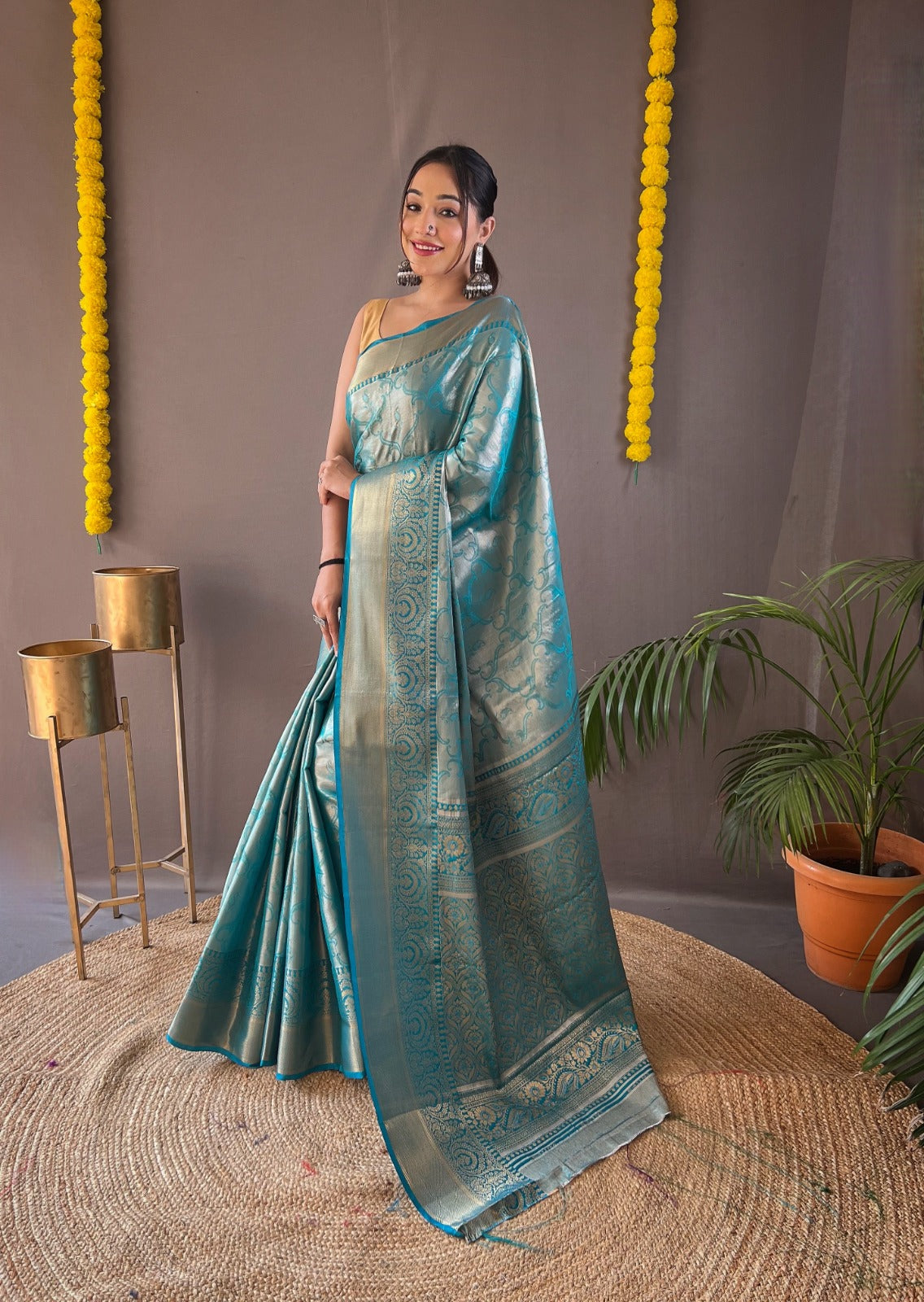 DIFFERENT ZARI WEAVING WITH KANCHIPURAM SILK  GREEN COLOR SAREE