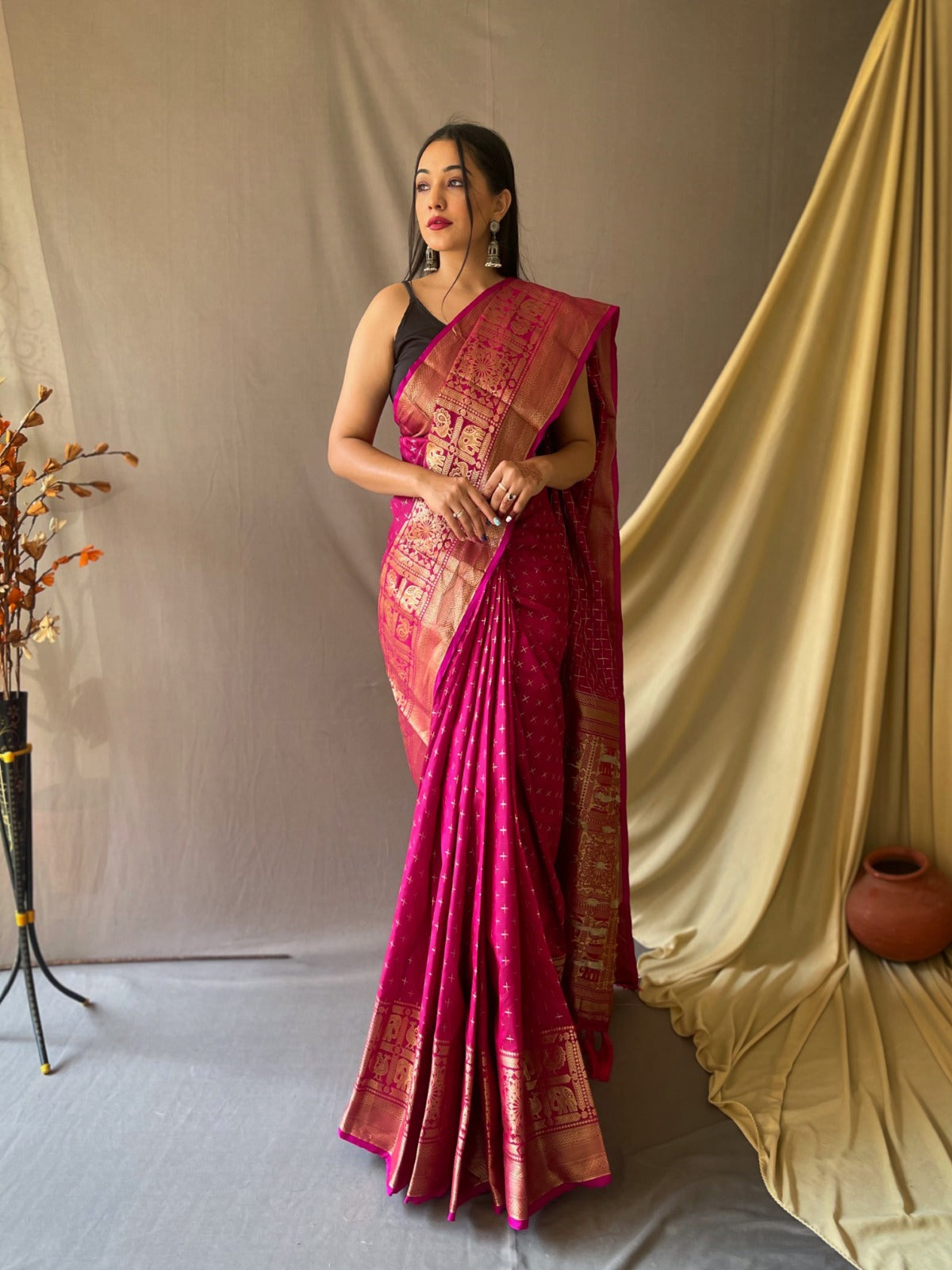 MAROON COLOR HEAVY JACQUARD & SMALL MOTIFS SILK SAREE