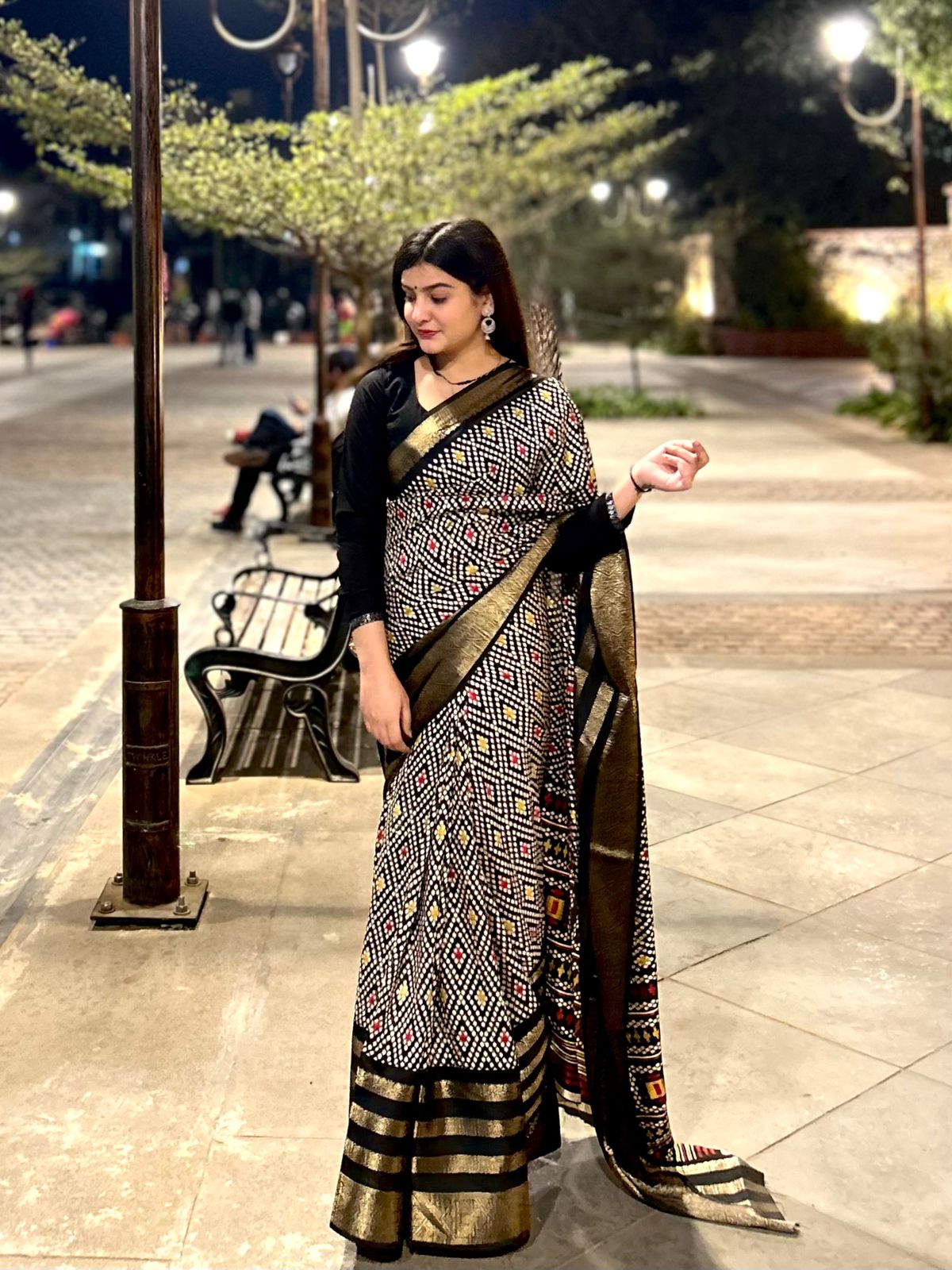 BLACK COLOR MULTIPLE JACQUARD WEAVING BORDER  SOFT DOLA SILK  SAREES