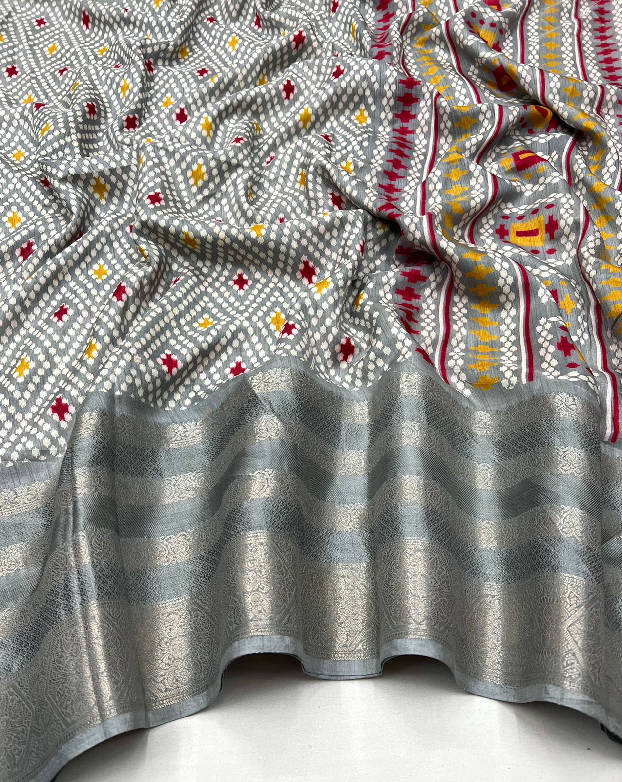 BLACK COLOR MULTIPLE JACQUARD WEAVING BORDER  SOFT DOLA SILK  SAREES