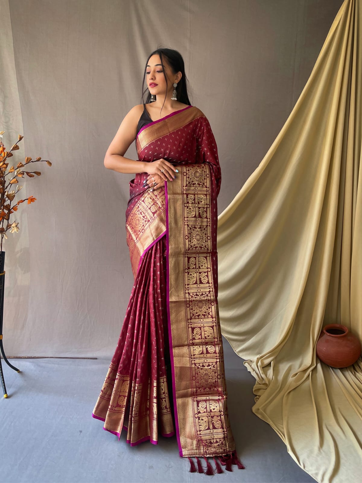 PURPLE COLOR HEAVY COPPER & JACQUARD WEAVING BORDER SILK SAREE