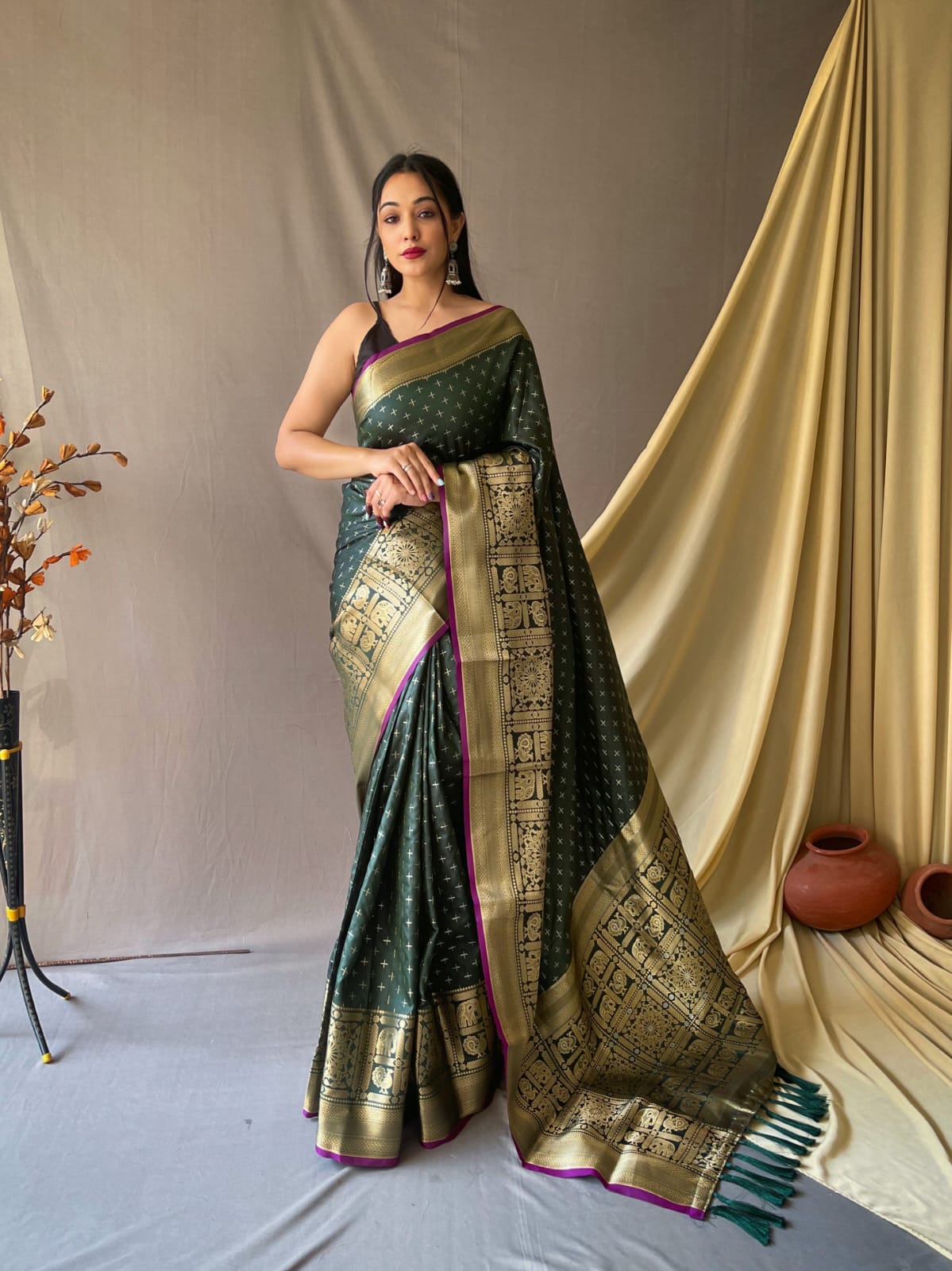 PURPLE COLOR HEAVY COPPER & JACQUARD WEAVING BORDER SILK SAREE