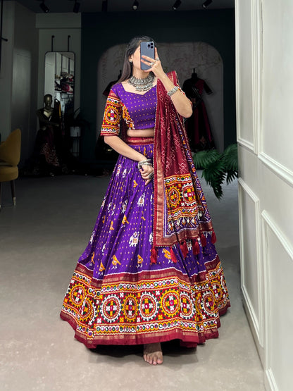 FOIL SPARKE LEHENGA