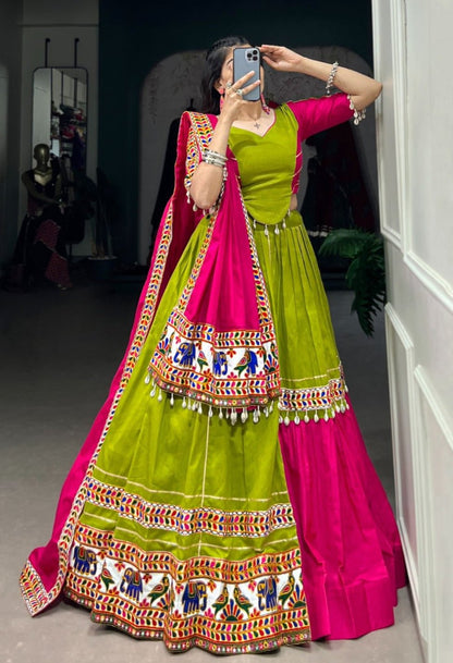 KODI LACE TOUCH UP LEHENGA