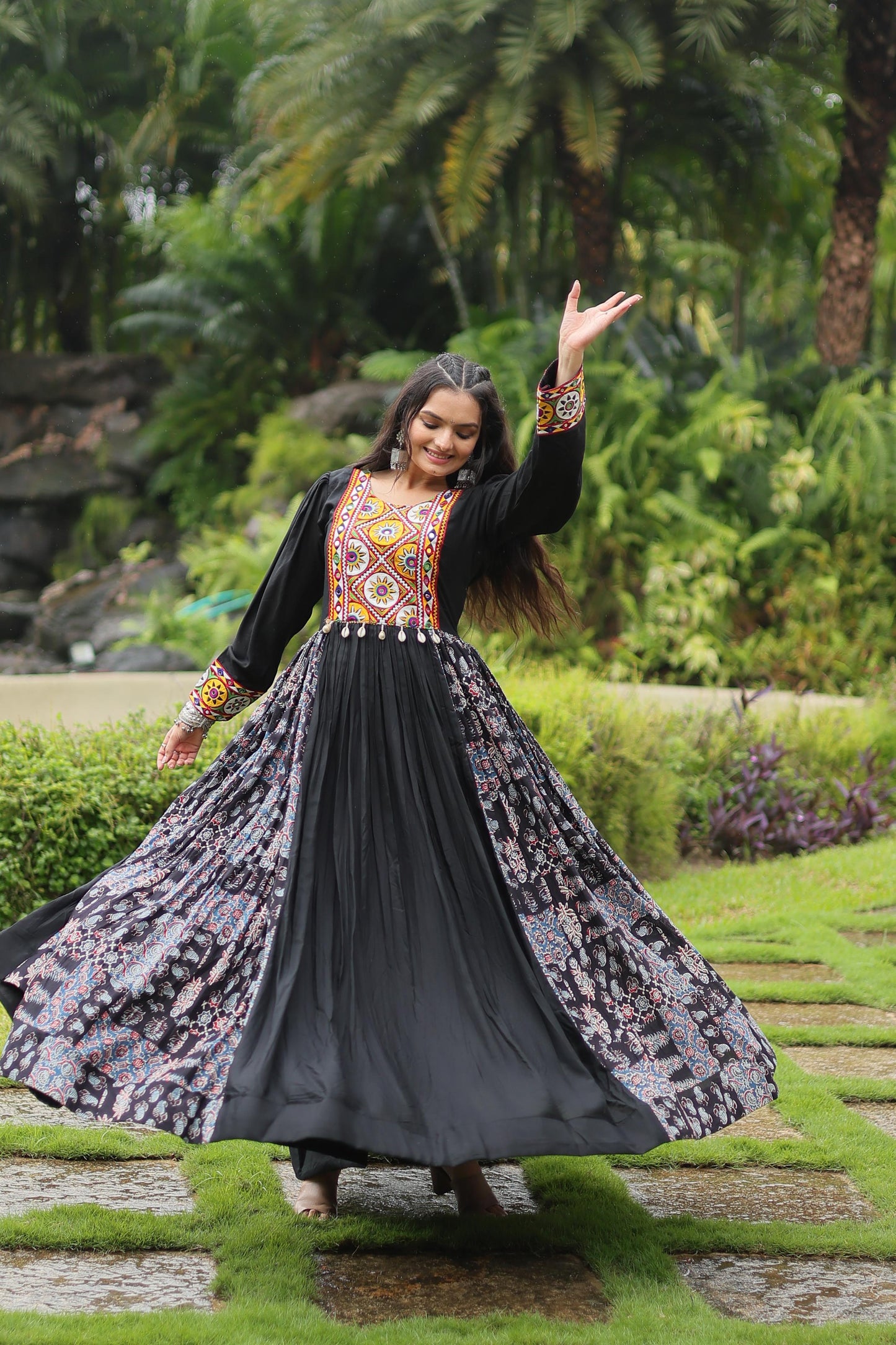 KATCHI BLACK  GOWN  ANARKALI