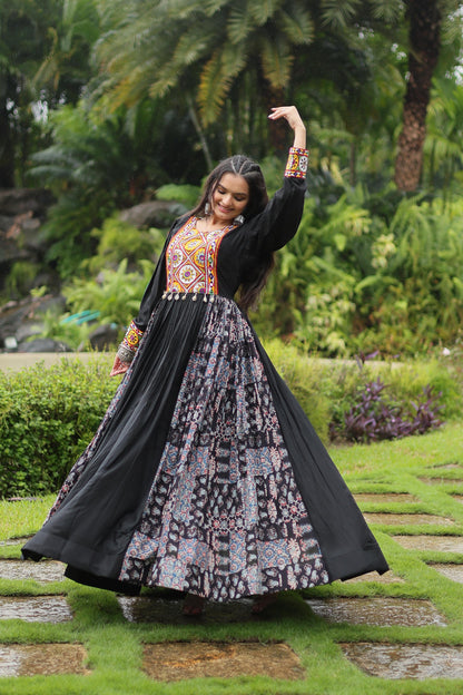 KATCHI BLACK  GOWN  ANARKALI