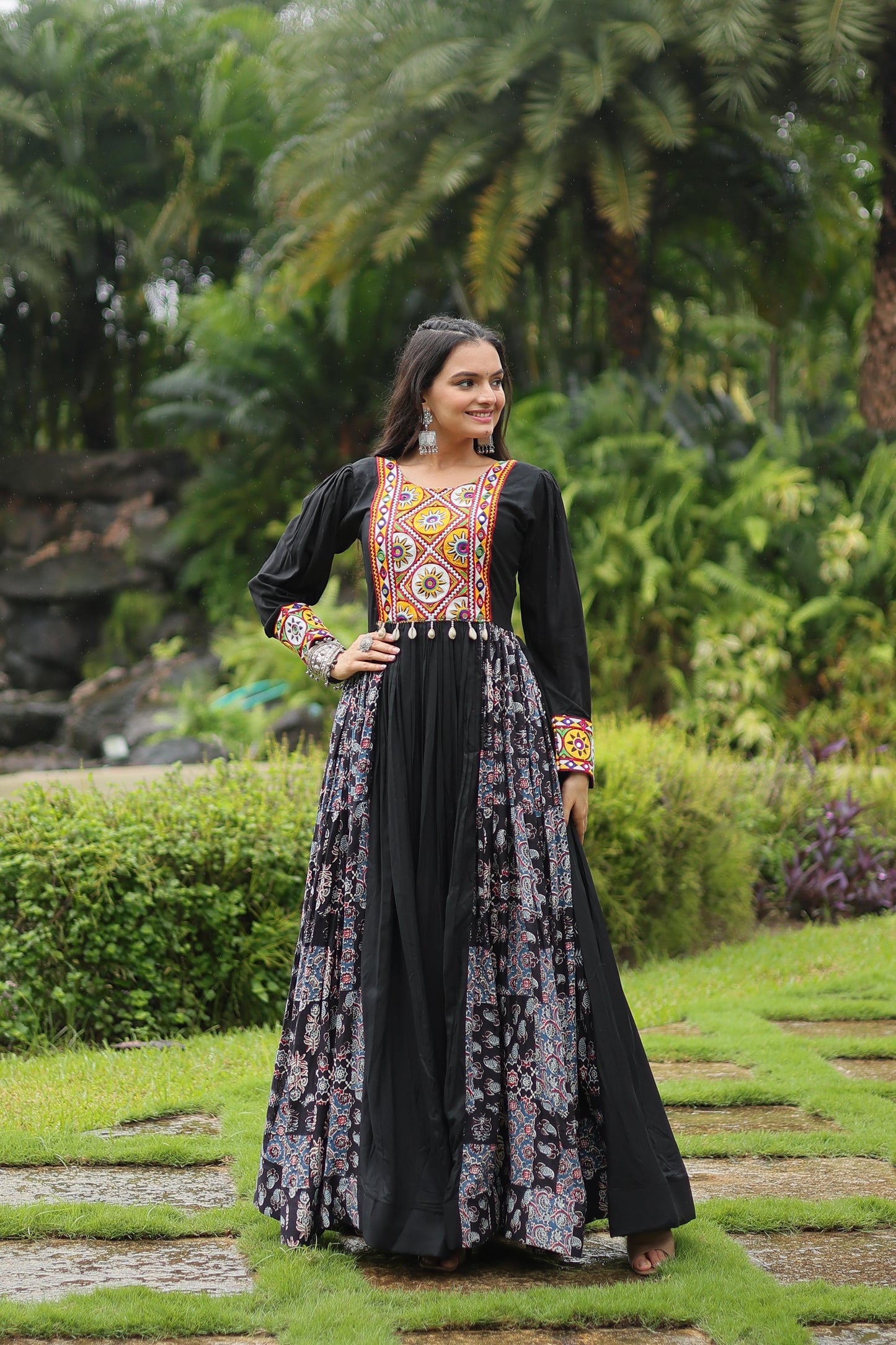 KATCHI BLACK  GOWN  ANARKALI