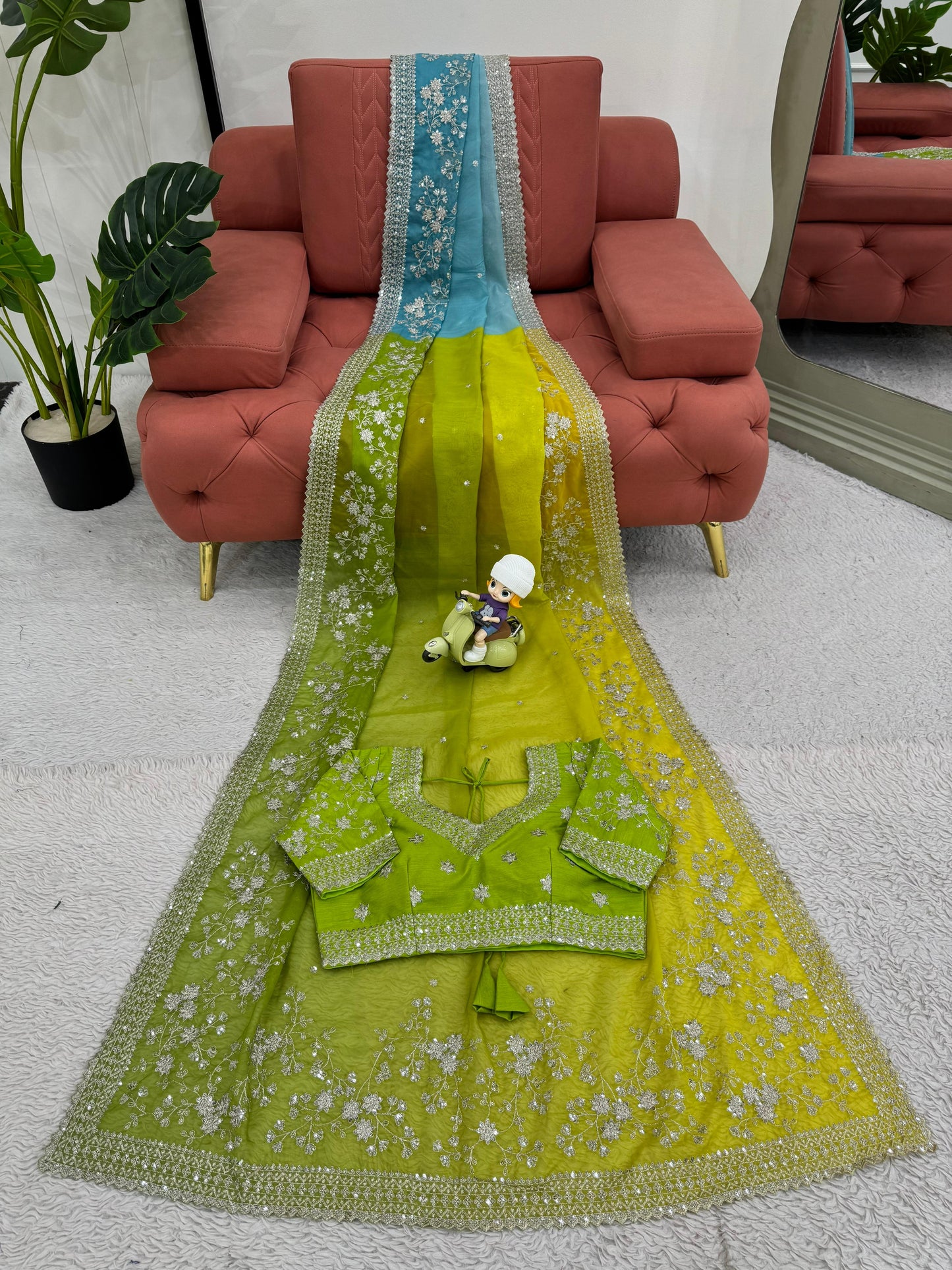 Sky & Noen Tibby Silk Thread &amp; Sequins Saree