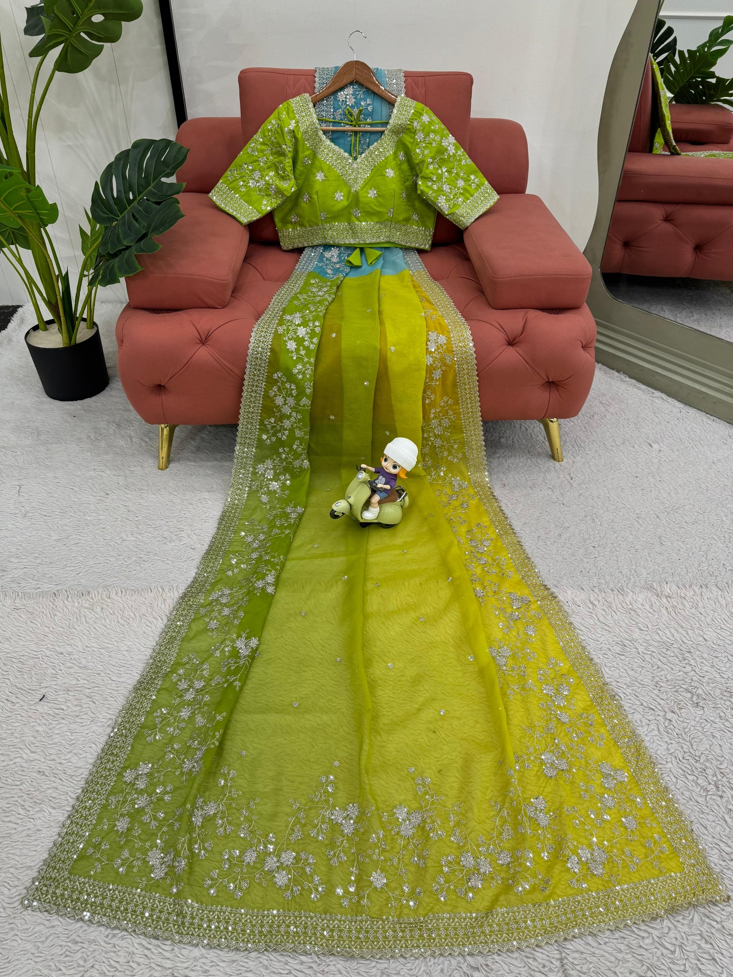 Sky & Noen Tibby Silk Thread &amp; Sequins Saree