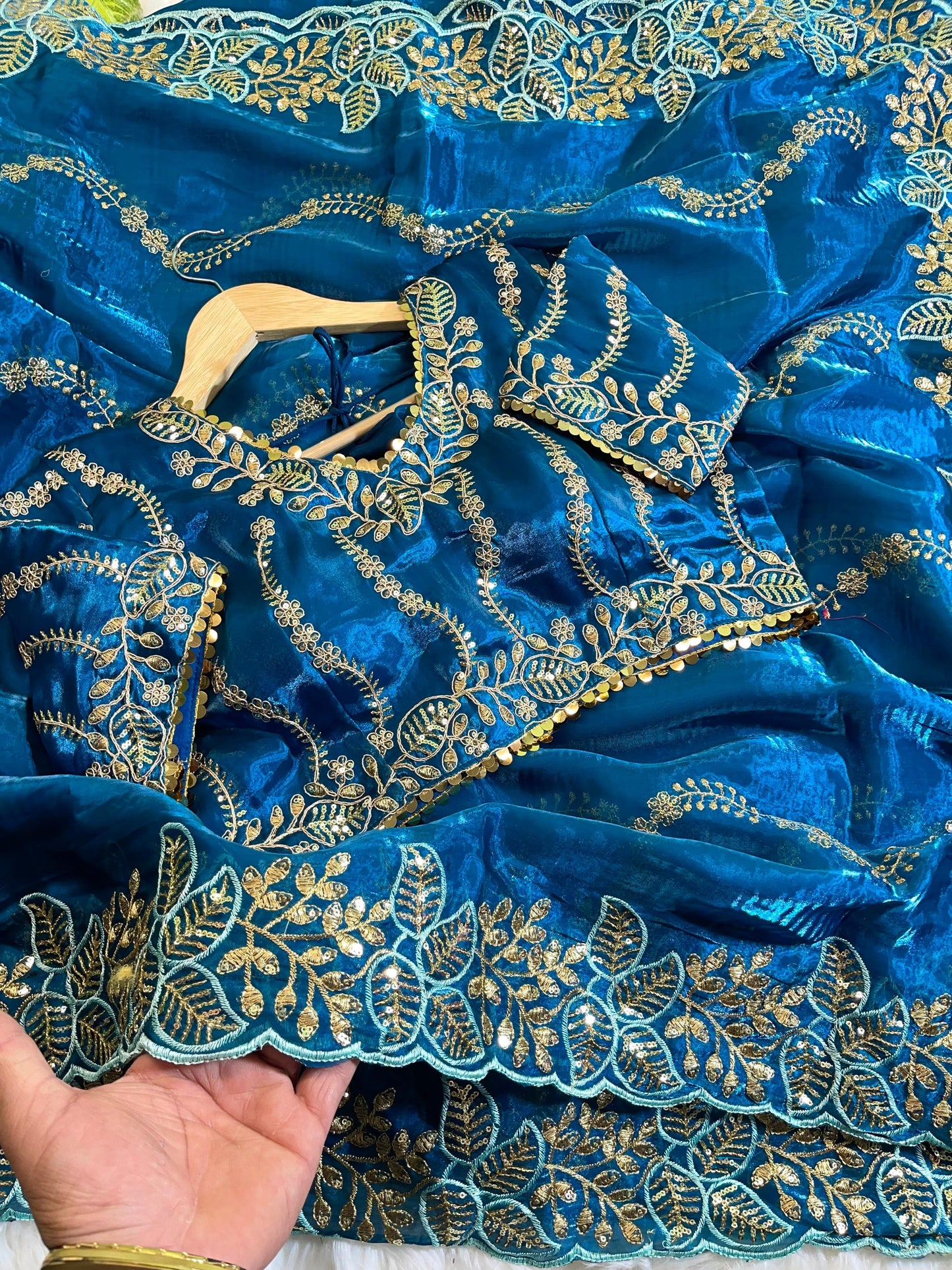 Pure Zimmy Choo Silk With  Embroidery Work Saree