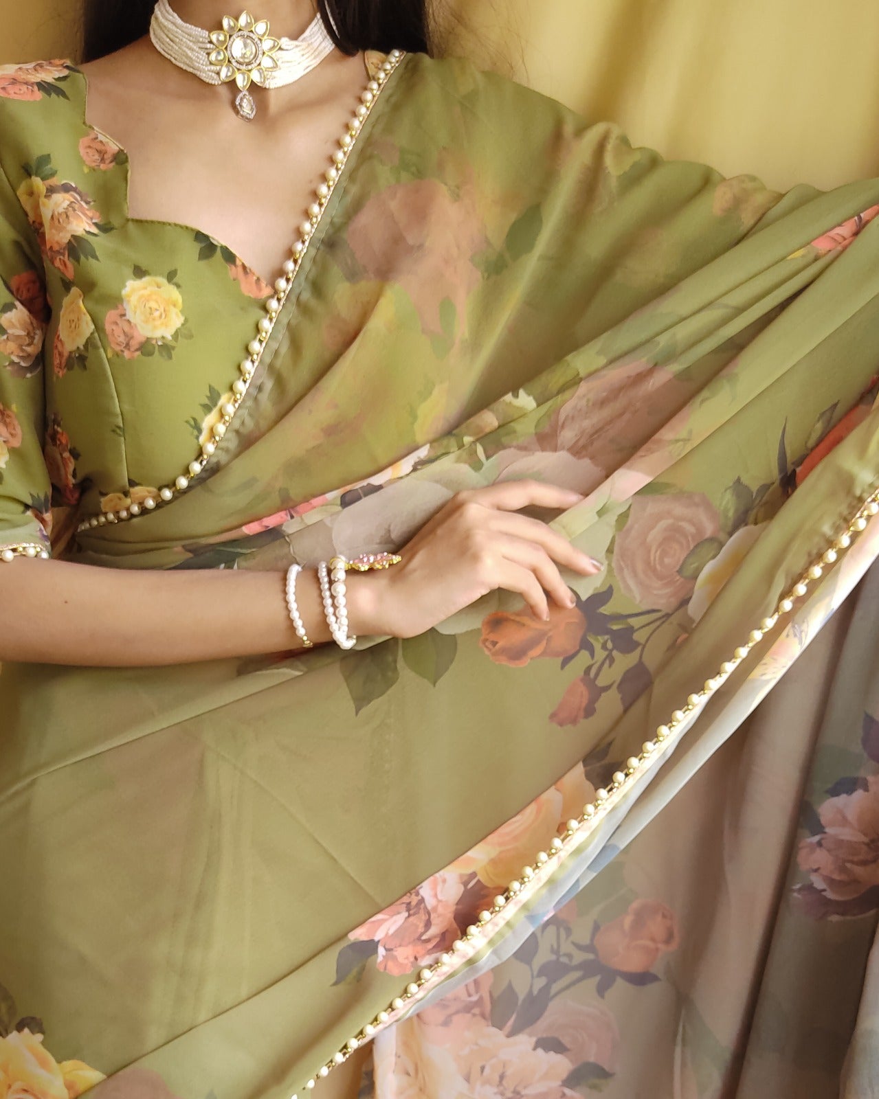 Mehendi Georgette With Pearl Lace Border Floral Print Saree