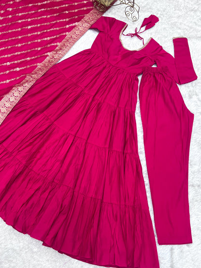 Pink Heavy Romansilk Chanderi With Yoke Lace 3pc Kurta Set