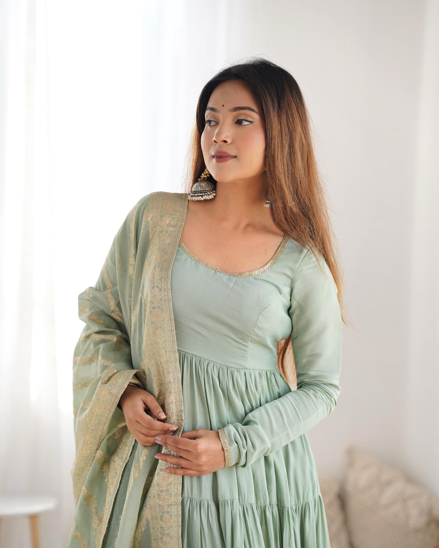 Pista Heavy Romansilk Chanderi With Yoke Lace 3pc Kurta Set