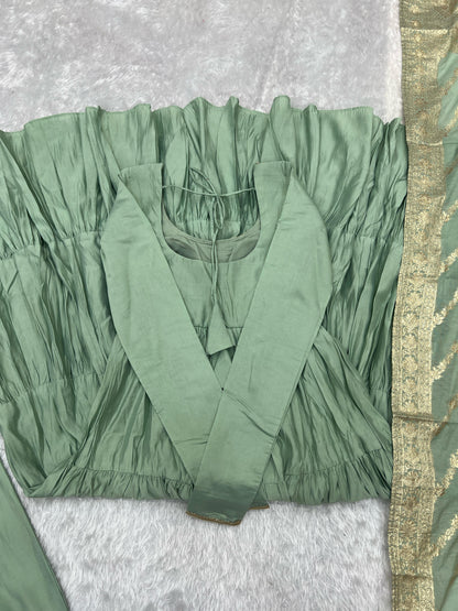 Pista Heavy Romansilk Chanderi With Yoke Lace 3pc Kurta Set