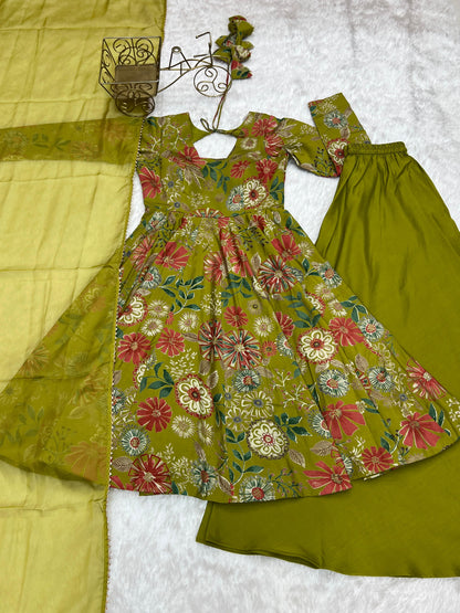 Mahendi Romansilk Chanderi with Discharge Print Kediya kurta Set