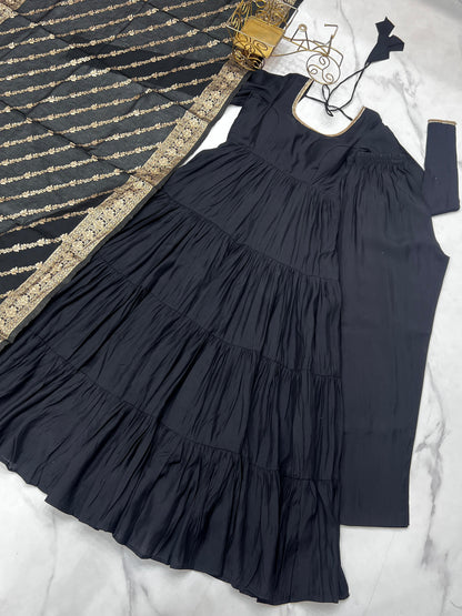 Black Heavy Romansilk Chanderi With Yoke Lace 3pc Kurta Set