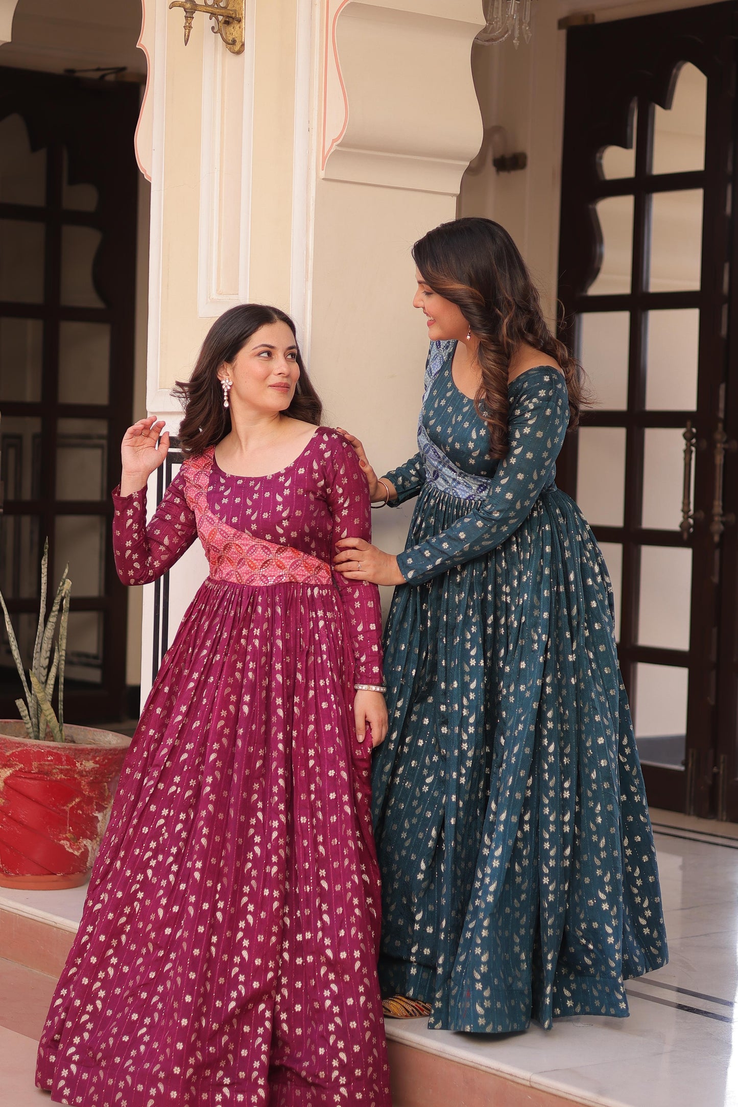 Position Print Choli with jacquard work Gown