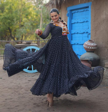 BLACK FANCY SLEEVED BANDHANI GOWN