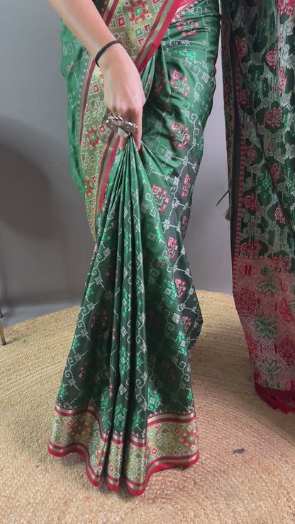 SOFT RANGEEN GREEN COLOR MEENAKARI PATOLA SILK  SAREE